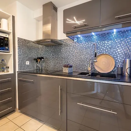 Apartamento Sublime 83M 4 Pers With Garden - Center Of Hyeres